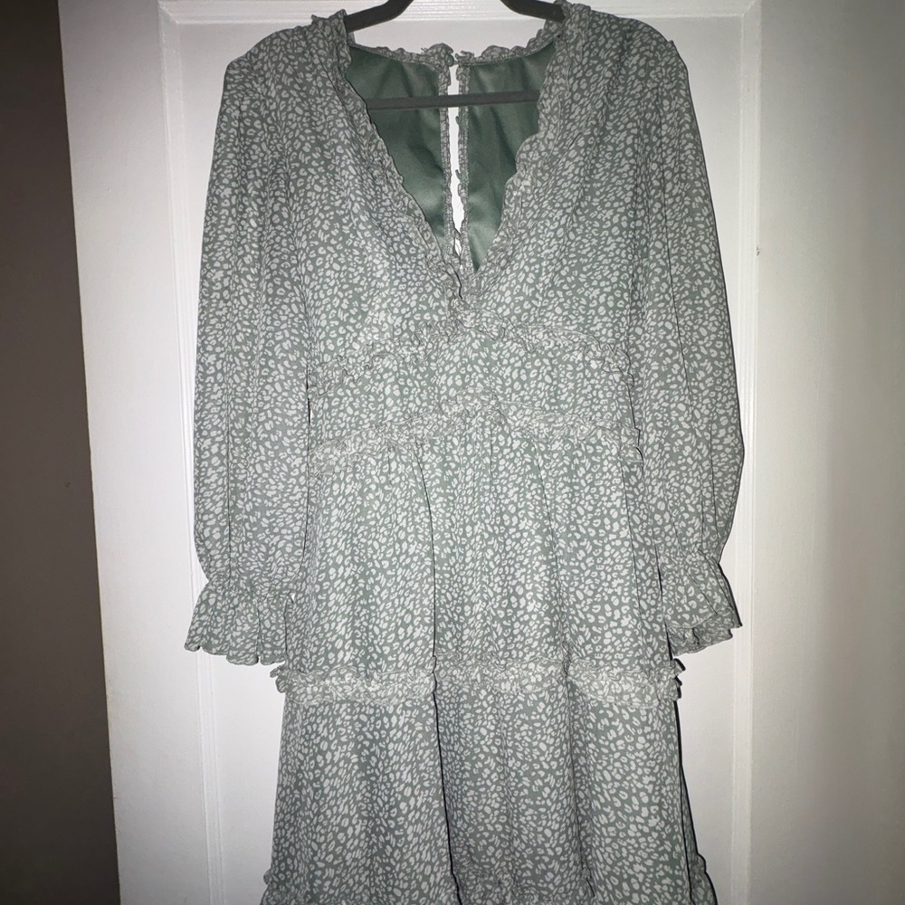 Elegant Green Patterned Dress